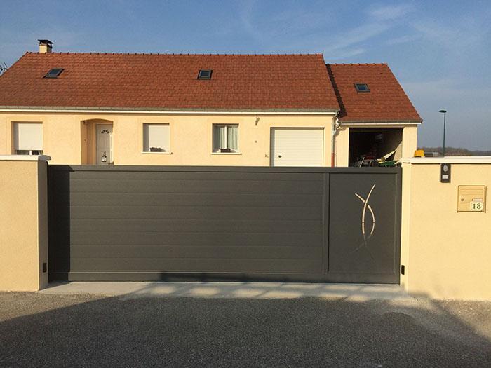 Pose de porte de garage sectionnelle